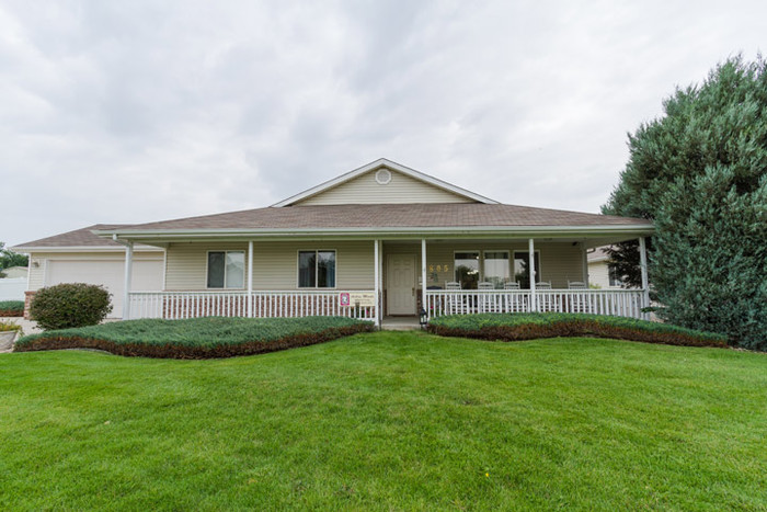  Profile Photos of Ashley Manor Memory Care 1805 32nd Street - Photo 1 of 5