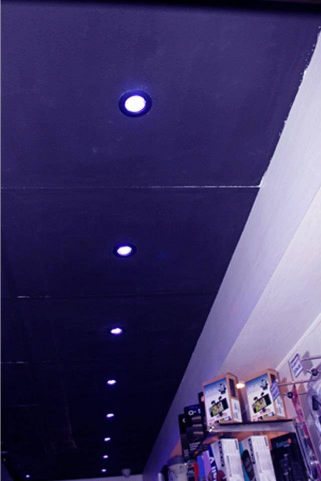 Location:<br />
Singapore<br />
<br />
Products Use:<br />
POL-50, VEL-50, <br />
PO-200, VE-200 Showcase of COLORBEAM CO., LTD. Room 314, 3F, No. 87 Minguang E. Road - Photo 67 of 103