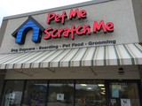 Pet Me Scratch Me, La Crosse