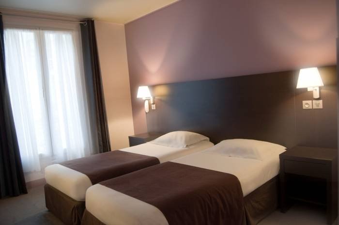  Profile Photos of Hotel des Ecrivains 8 rue Coypel - Photo 2 of 8