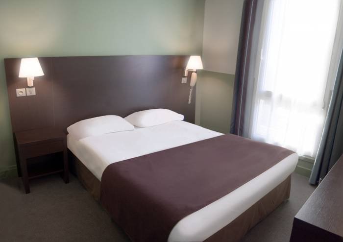  Profile Photos of Hotel des Ecrivains 8 rue Coypel - Photo 5 of 8