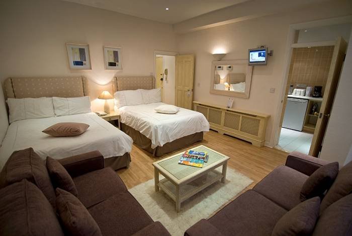2 Bedroom Penthouse Apartment London Profile Photos of Amsterdam Hotel London 7 Trebovir Rd - Photo 10 of 17