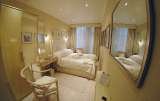 Double Room Hotel London Amsterdam Hotel London 7 Trebovir Rd 