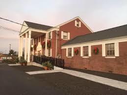  Profile Photos of Hooper Huddleston & Horner Funeral Home & Cremation Services 59 N Jefferson Ave - Photo 1 of 1