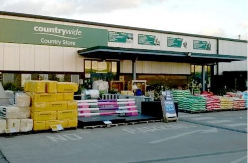  New Album of Countrywide Country Store 15 Mortimer Road - Photo 1 of 1