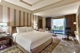 King Bedroom at DoubleTree by Hilton Hotel Sukhumvit Bangkok DoubleTree by Hilton Hotel Sukhumvit Bangkok 18/1 Sukhumvit Soi 26  Khlong Ton 