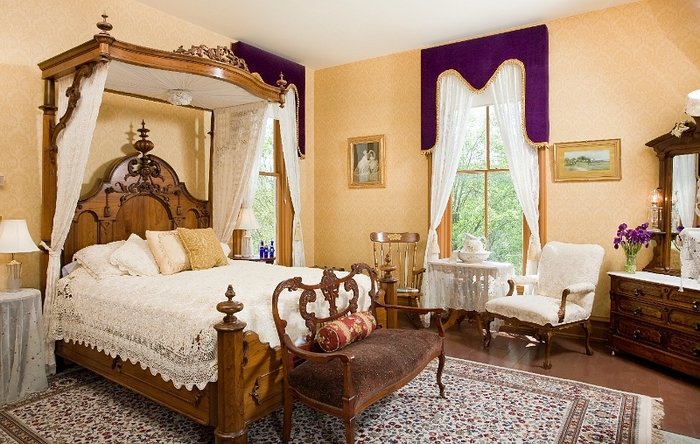  Profile Photos of Garth Woodside Mansion Bed and Breakfast 11069 New London Gravel Road - Photo 11 of 16