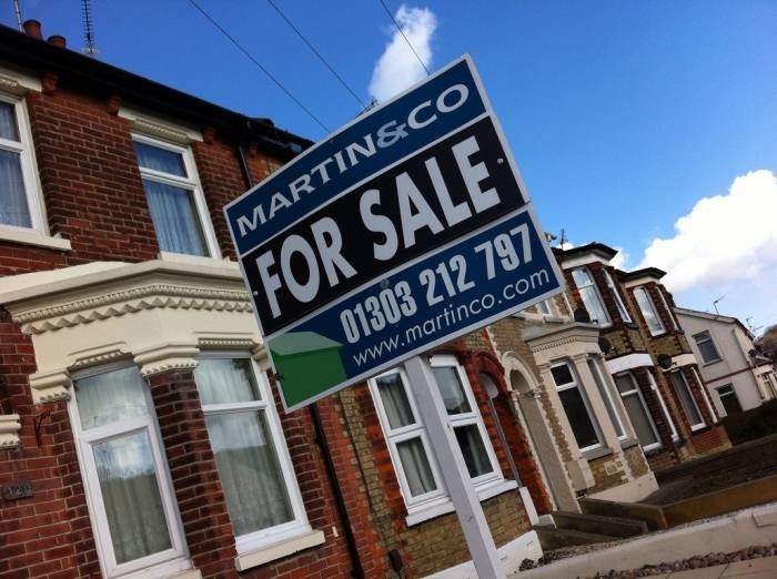  Profile Photos of Martin & Co Folkestone 130 Sandgate Road - Photo 4 of 8