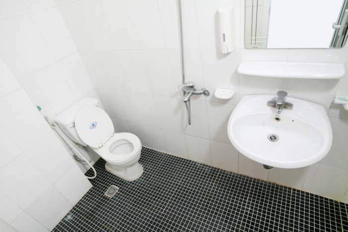 Twin bedroom's bathroom Profile Photos of Especen hotel 28 Tho Xuong street, Hoan Kiem district - Photo 3 of 23