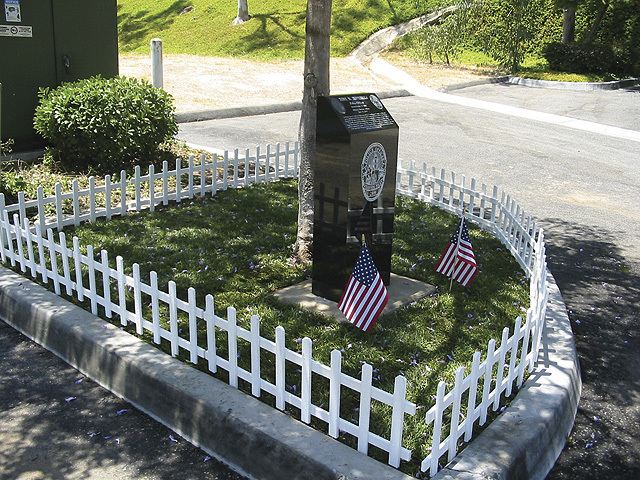  Honor Life of Honor Life 955 Park Center Drive - Photo 2 of 19