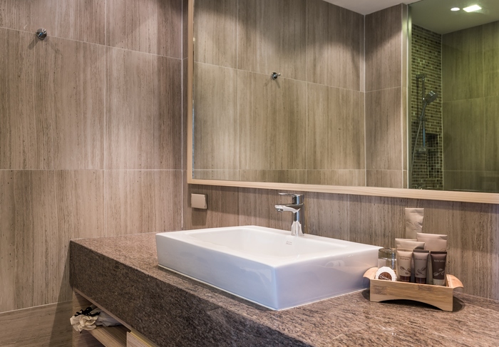 Bath Room Deluxe Mountain View Room of Chatrium Golf Resort Soi Dao Chanthaburi 224 Moo 2, Tambol Tubsai, Amphoe Pong Nam Ron - Photo 7 of 10