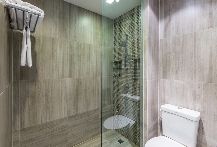 Bath Room Deluxe Mountain View Room of Chatrium Golf Resort Soi Dao Chanthaburi 224 Moo 2, Tambol Tubsai, Amphoe Pong Nam Ron - Photo 10 of 10