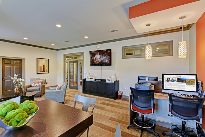  New Album of Brisa at Shadowlake Apartments 2840 Shadowbriar Dr - Photo 3 of 8