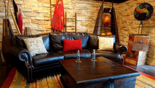  Profile Photos of Crescent House Furniture 11065 Pecan Park Blvd, #1201 - Photo 4 of 4