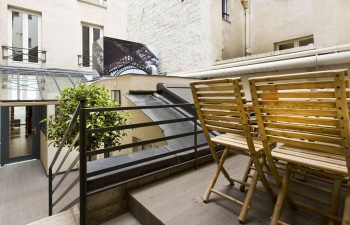  Profile Photos of Hotel Valadon Colors 16, rue Valadon - Photo 4 of 9