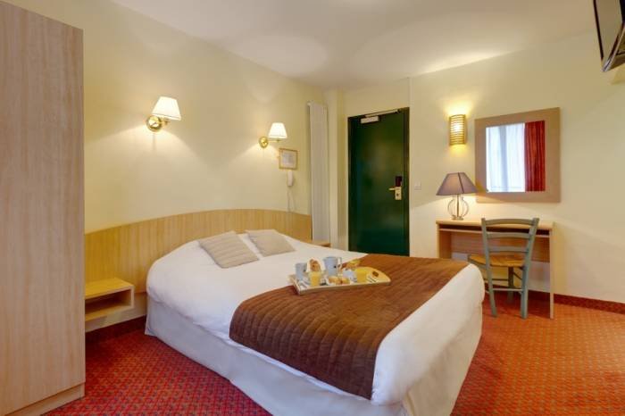  Profile Photos of Hotel Parisiana 21 rue Chabrol - Photo 2 of 8