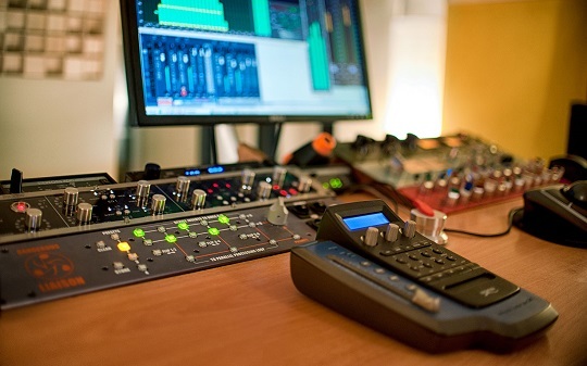  Profile Photos of Red Mastering Studio 122A, Thurlow Park Road - Photo 12 of 12