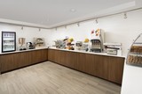  Holiday Inn Express & Suites Baltimore - BWI Airport North 1510 Aero Drive 