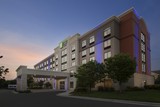  Holiday Inn Express & Suites Baltimore - BWI Airport North 1510 Aero Drive 