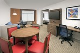  Holiday Inn Express & Suites Baltimore - BWI Airport North 1510 Aero Drive 
