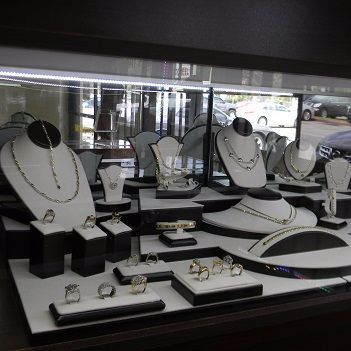  Profile Photos of Joyeria Luanda Cash, Inc. 2 10308 W Flagler St - Photo 5 of 5