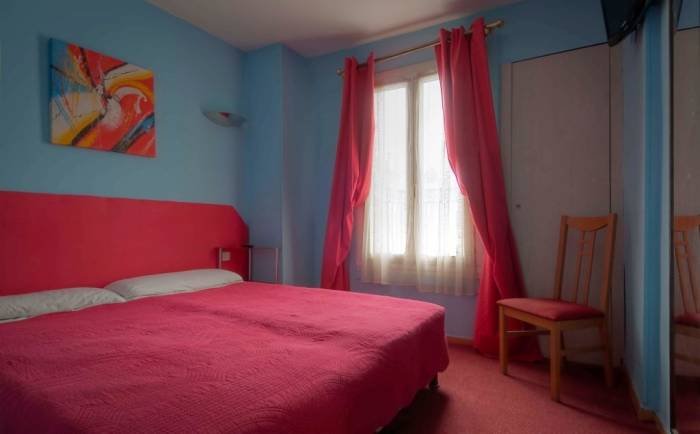  Profile Photos of Hotel Maubeuge 79, rue de Maubeuge - Photo 1 of 11