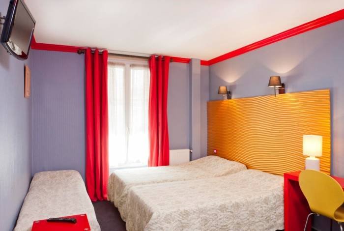 Hotel Maubeuge Gare du Nord<br />
79 rue de Maubeuge<br />
75010 Profile Photos of Hotel Maubeuge 79, rue de Maubeuge - Photo 7 of 11