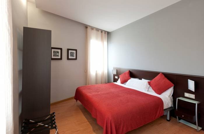  Profile Photos of Amister Apartments Carrer de Pelai, 11 - Photo 4 of 22