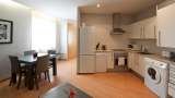  Amister Apartments Carrer de Pelai, 11 