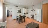  Amister Apartments Carrer de Pelai, 11 
