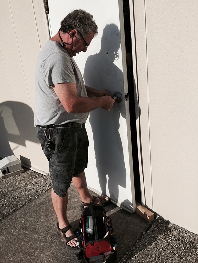 Locksmith Canton GA New Album of D&A 24/7 Locksmiths 10623 Naramore Ln - Photo 4 of 7
