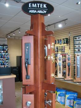  Profile Photos of Serruriers Fabris 45 Boulevard Laurier - Photo 3 of 3