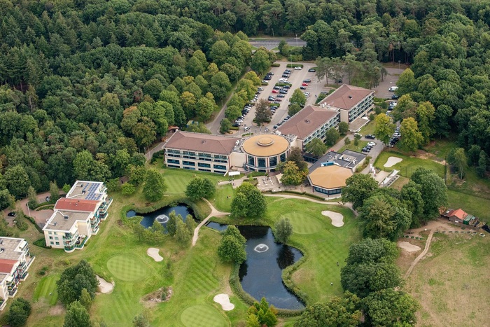  DoubleTree by Hilton Royal Parc Soestduinen of DoubleTree by Hilton Royal Parc Soestduinen Van Weerden Poelmanweg 4-6 - Photo 3 of 13