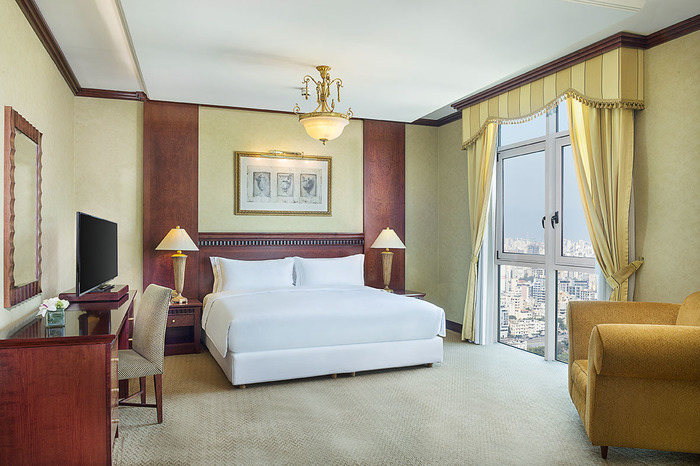  Guest Rooms of Hilton Beirut Metropolitan Palace Dimitri El Hayek - Photo 2 of 12