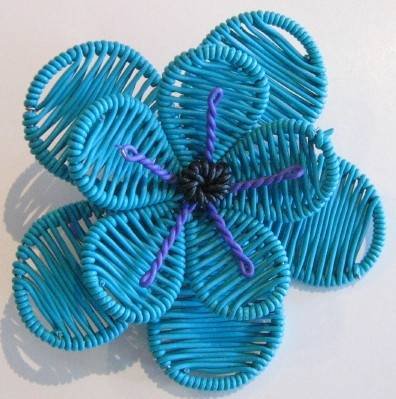 Telephone wire brooch Telephone Wire Jewellery of The African Art Centre 94 Florida Road - Photo 5 of 5