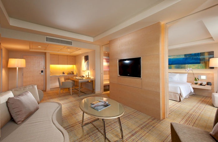 Suite DoubleTree by Hilton Hotel Kuala Lumpur of DoubleTree by Hilton Hotel Kuala Lumpur The Intermark, 348 Jalan Tun Razak - Photo 13 of 22