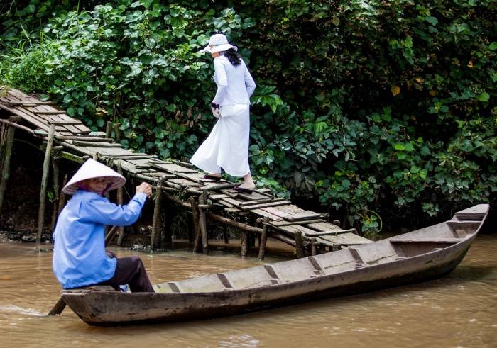  Authentic experience of Mekong Delta of Les Rives Me Linh Point Tower, Room 2105, No. 2 Ngo Duc Ke Street - Photo 3 of 6