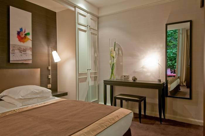  Profile Photos of Hotel Duo Paris 11 rue du Temple - Photo 12 of 21