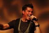 www.darrenshow.co.uk Kent Solo Singer restharrow 