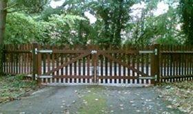 Fence Contractor, Affordable Fencing, Security fencing Profile Photos of R Brooks & Sons Tuesnoad Farm - Photo 3 of 4 Fence Contractor, Affordable Fencing, Security fencing Profile Photos of R Brooks & Sons Tuesnoad Farm - Photo 3 of 4