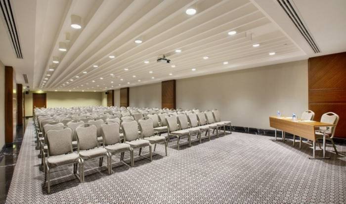  DoubleTree by Hilton Istanbul - Avcilar of DoubleTree by Hilton Hotel Istanbul - Avcilar Cihangir Mah. D-100 GÃ¼ney Yanyolu No:289, Avcilar - Photo 4 of 36