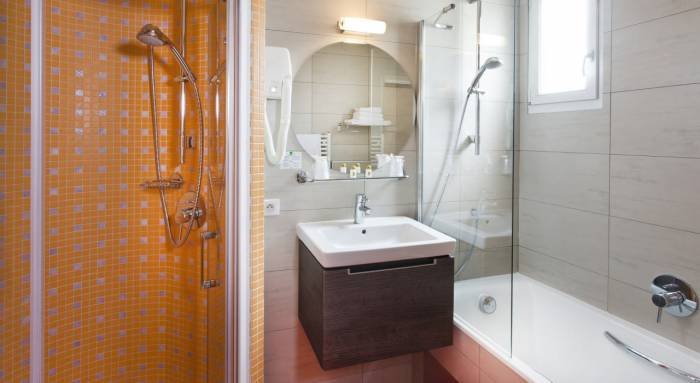  Profile Photos of Hotel du Parc 6 rue Jolivet - Photo 17 of 28