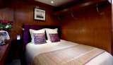  VIP Paris Yacht Hotel 9 Port de la RapÃ©e 