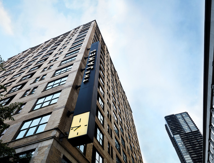  Profile Photos of The James Chicago-Magnificent Mile 55 East Ontario - Photo 6 of 20