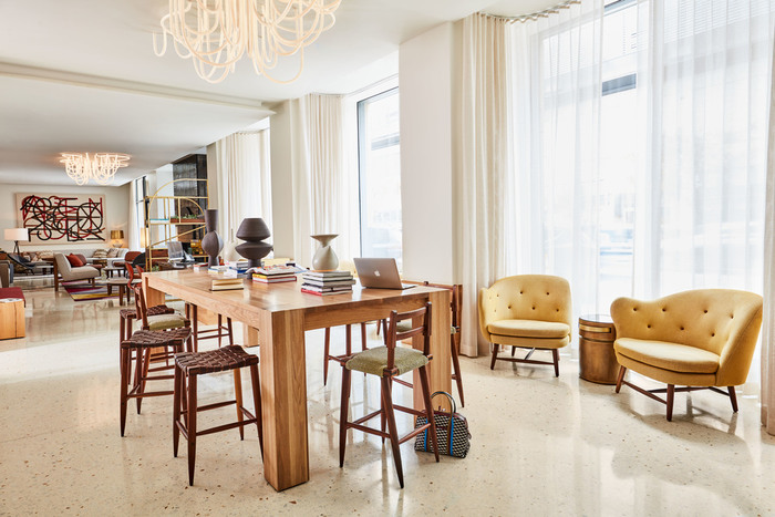  Profile Photos of The James Chicago-Magnificent Mile 55 East Ontario - Photo 5 of 20