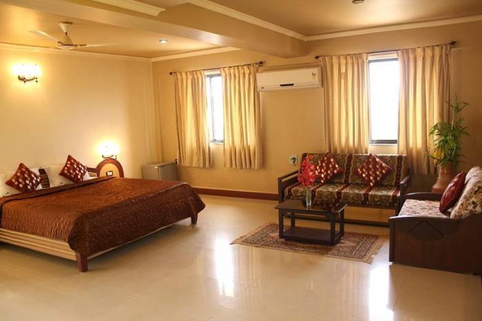  Profile Photos of Om Shiv Hotel 1st Floor, Rajadhyax Tower, Behind Bank Of India,Near Margao Municipal Council, Cine Lata Road - Photo 17 of 19