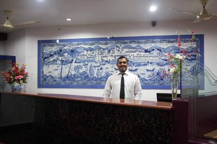  Profile Photos of Om Shiv Hotel 1st Floor, Rajadhyax Tower, Behind Bank Of India,Near Margao Municipal Council, Cine Lata Road - Photo 12 of 19