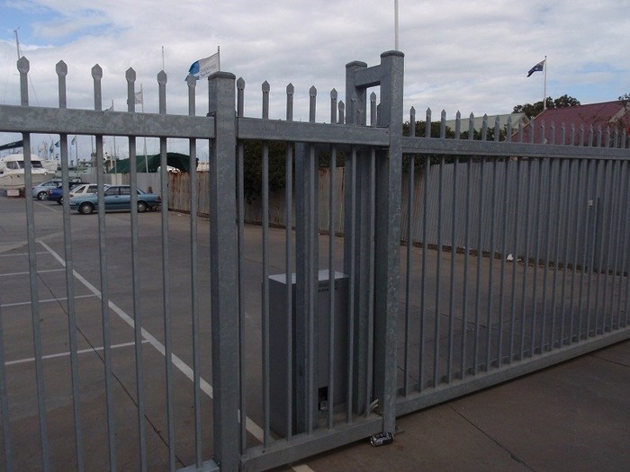 OLYMPUS DIGITAL CAMERA          Profile Photos of InStyle Gates 9/71 Frankston Gardens Drive - Photo 2 of 4