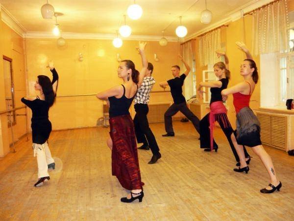  Profile Photos of Crescendo Dance Music and Art Centre JLT, Dubai Jumeirah Lakes Tower, cluster T (closed to Dubai Marina metro station), 1 Lake Plaza, offices 2407, 709 - Photo 10 of 13
