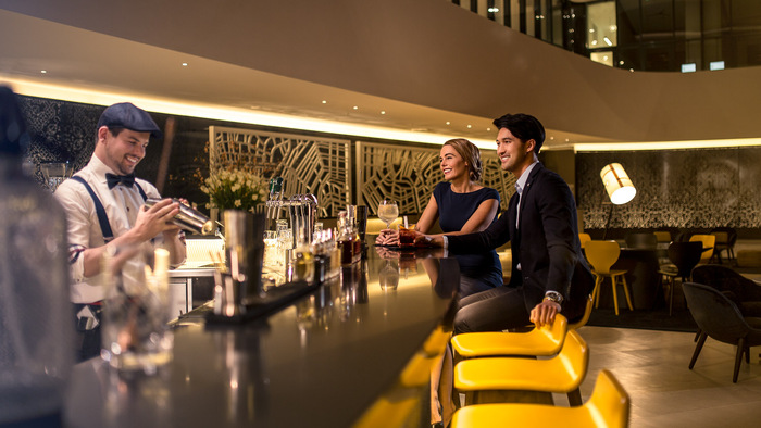 Cocktails at Axis Lobby & Cocktail Bar Hilton Amsterdam Airport Schiphol of Hilton Amsterdam Airport Schiphol Schiphol Boulevard 701 - Photo 8 of 12